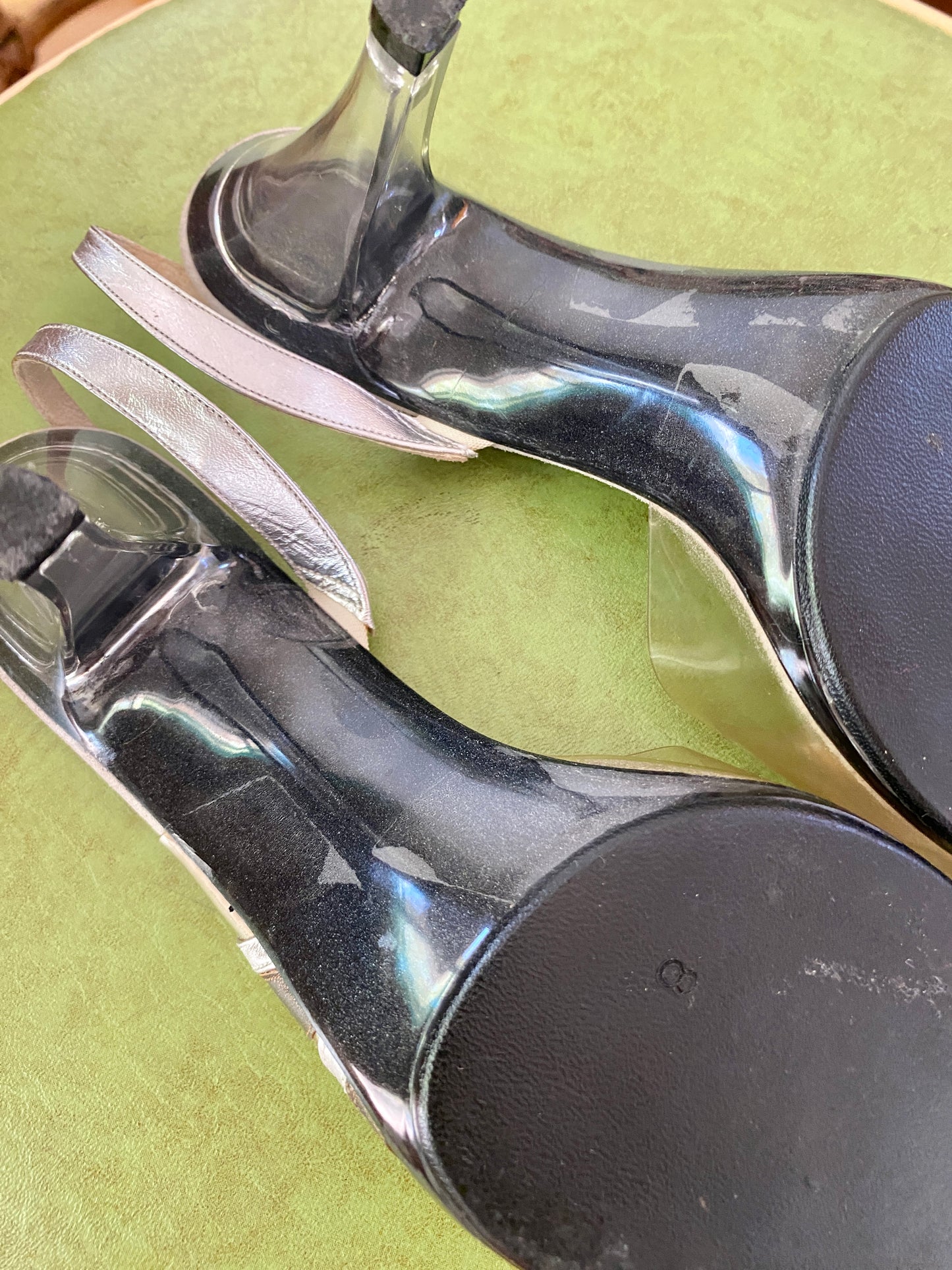 1950's Vintage Lucite Heels by Onex | Clear | Size 7.5 | Silver, Brown | Slingback