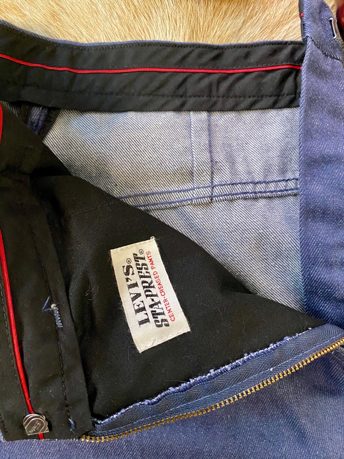 Levis Red Tag Cropped Jeans | Soft, Sta-Prest | Womens M 31x22