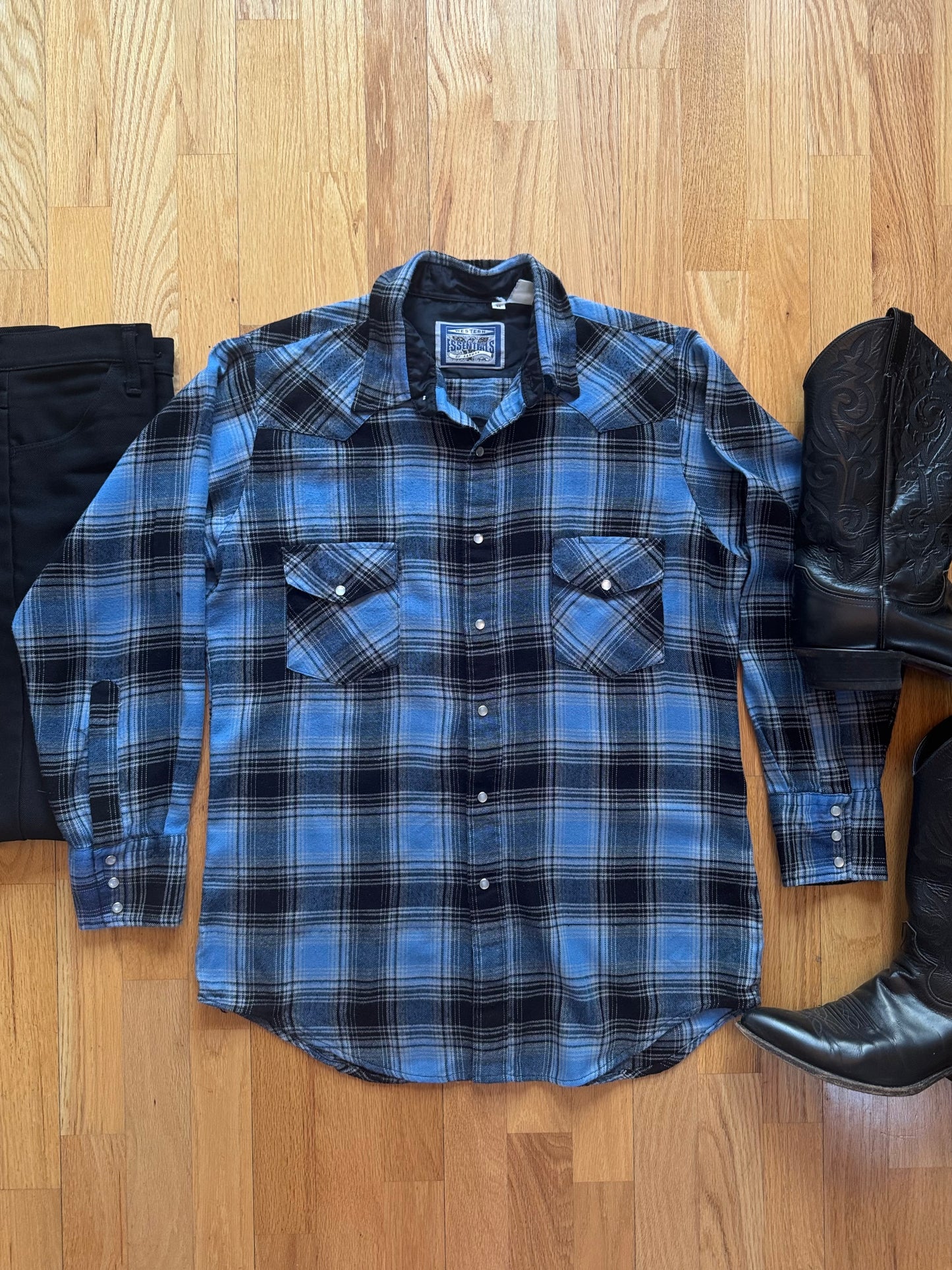 Men’s Vintage Flannel | Western Essentials by Karman | M