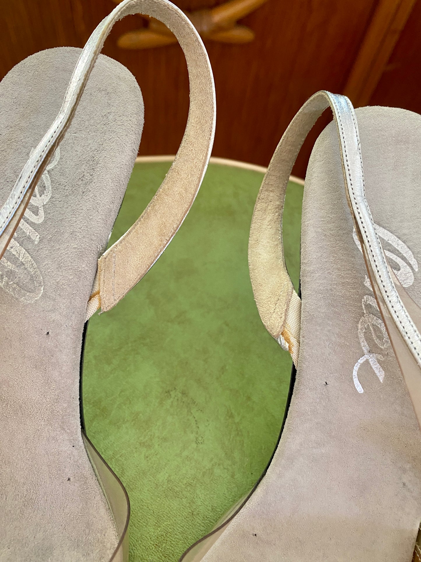 1950's Vintage Lucite Heels by Onex | Clear | Size 7.5 | Silver, Brown | Slingback