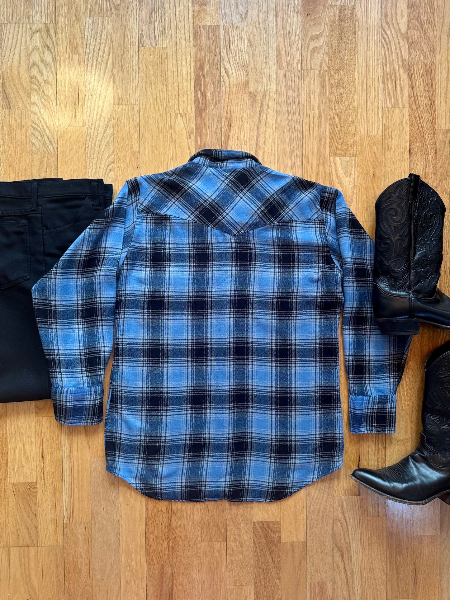 Men’s Vintage Flannel | Western Essentials by Karman | M