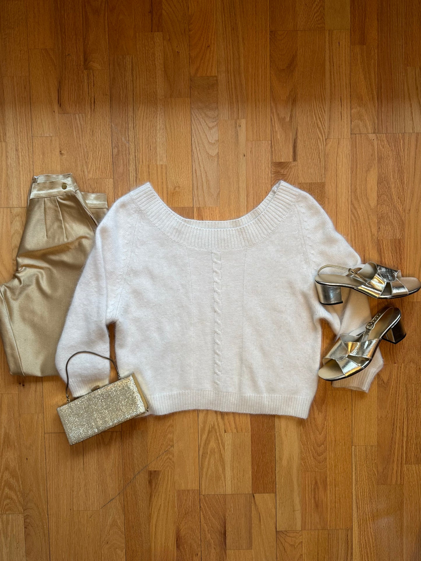 Vintage Angora & Lambs Wool Sweater | M-L