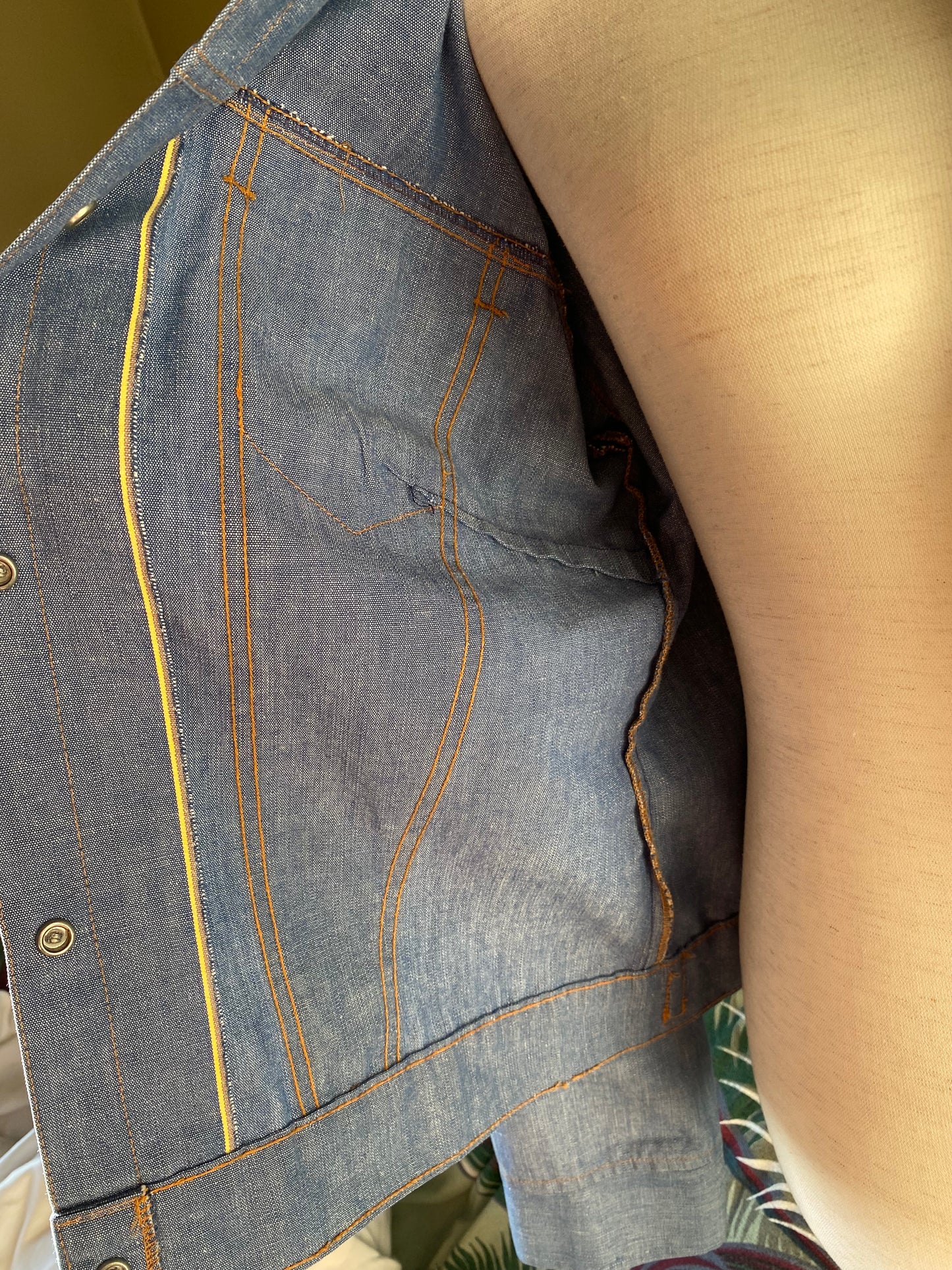 Vintage Orange Tab Levi’s Chambray Jean Jacket, 1970s | Womens M