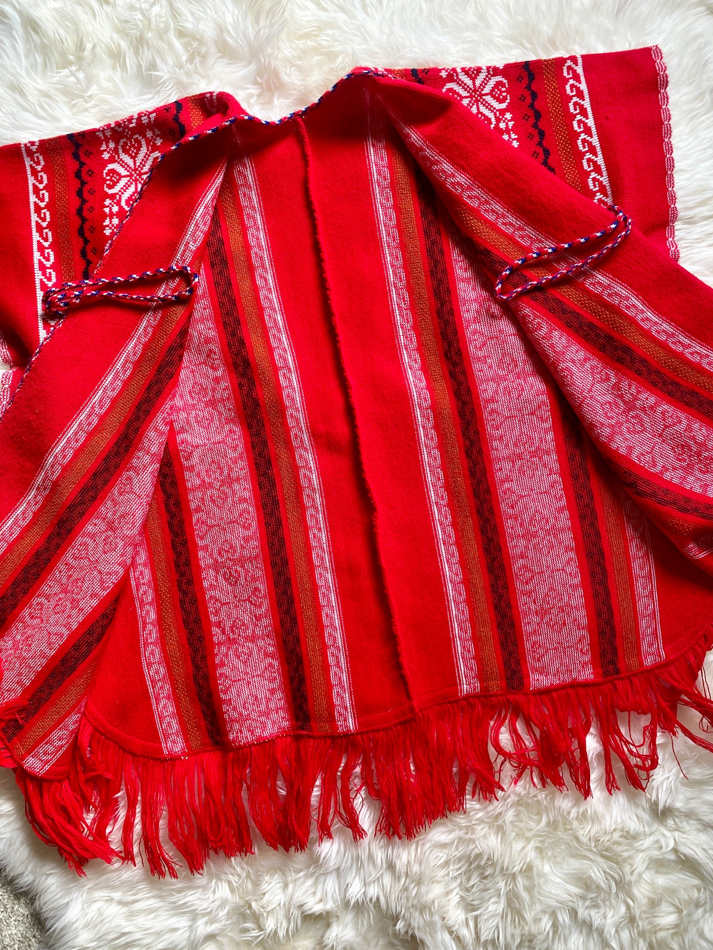 Vintage Southwest Poncho Knit Sweater w/ fringe | 1960s 1970s | Red White & Blue | OS