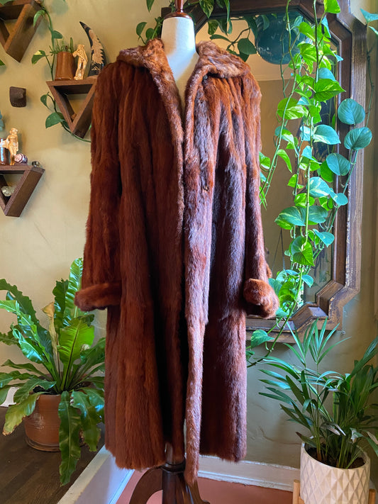 1940’s Benton Furs Genuine Marmot Real Fur Coat | rich cognac brown Womens L/XL