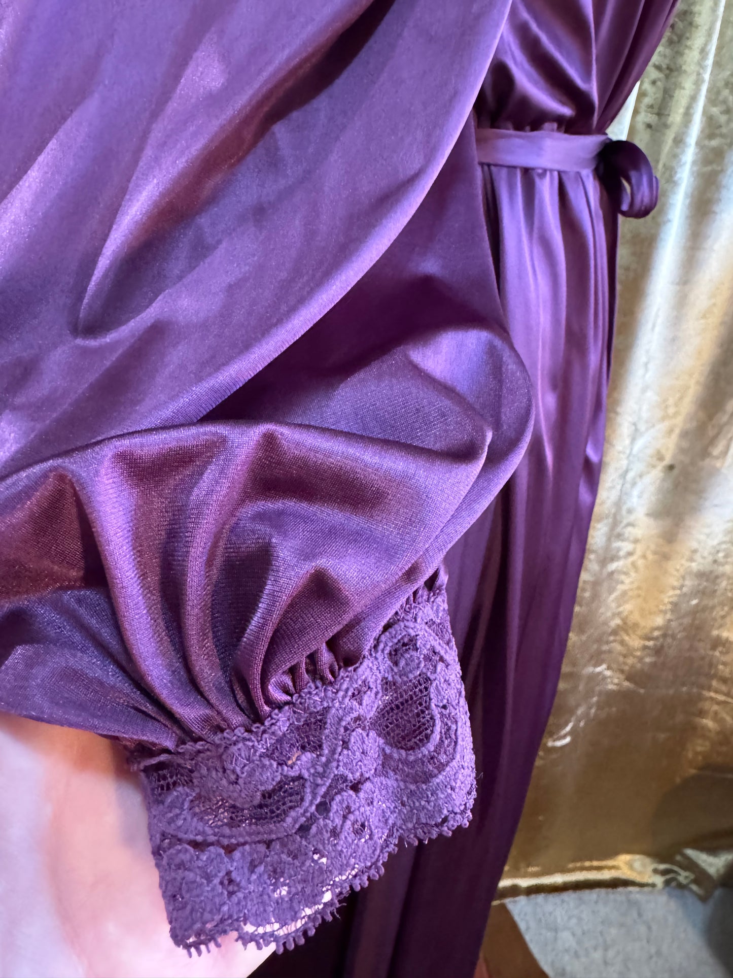 Vintage 1970’s 1980’s Purple Robe, Nylon & Lace