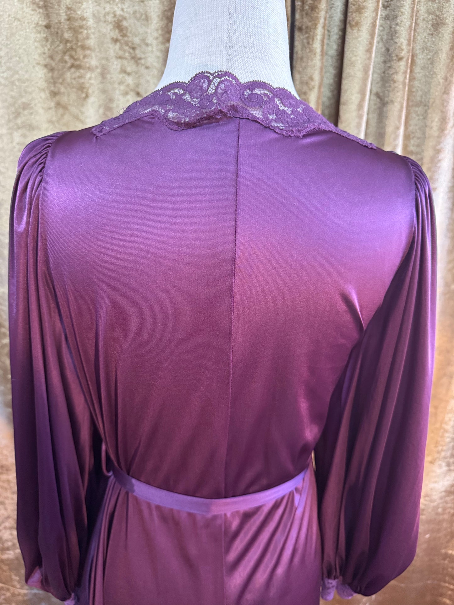 Vintage 1970’s 1980’s Purple Robe, Nylon & Lace