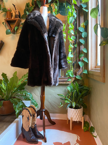 Vintage Chocolate Faux Fur Coat w/ Belt | plush, luxurious old Hollywood glam, big bell sleeves, oversized collar | Women's L