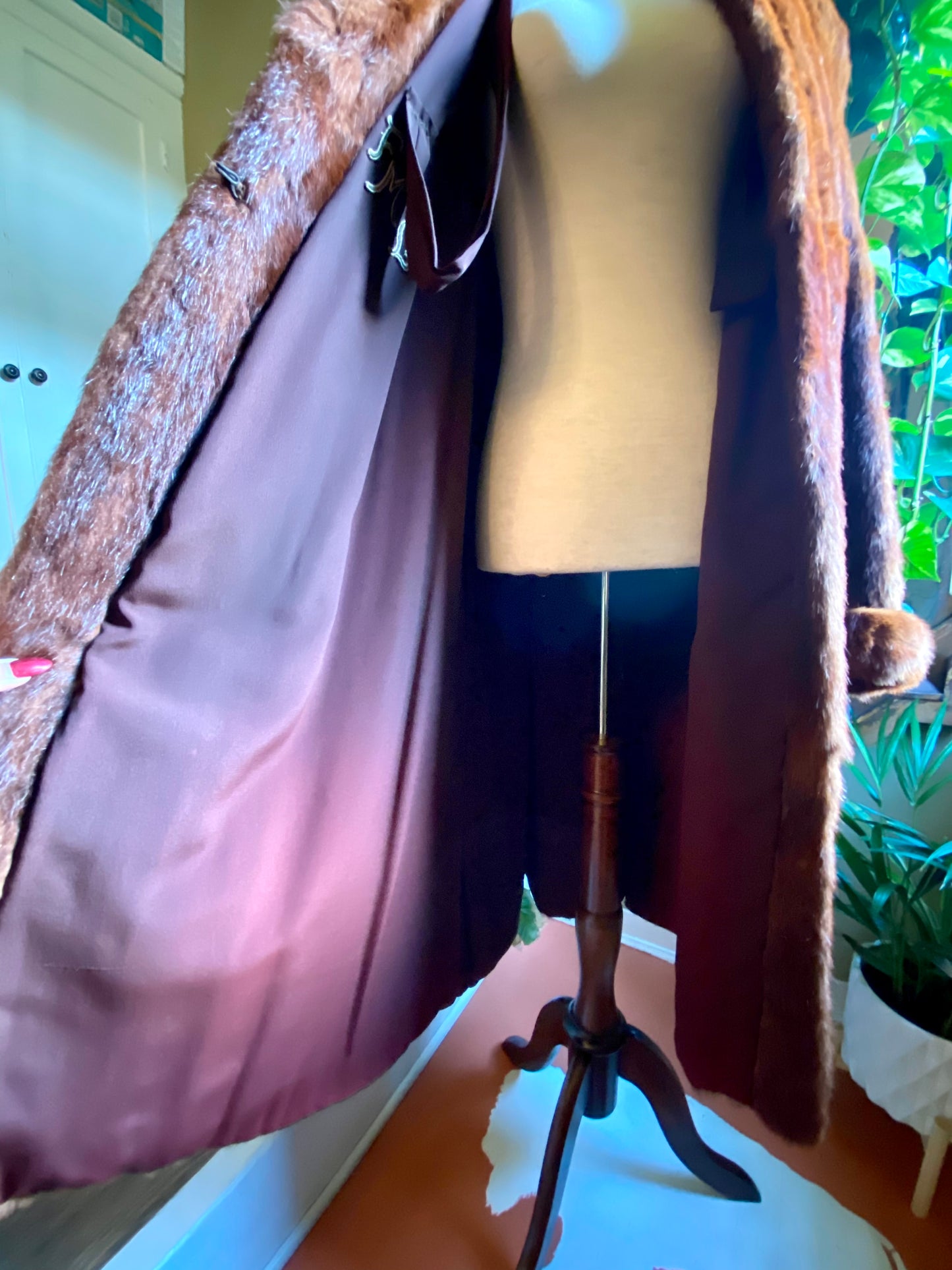 1940’s Benton Furs Genuine Marmot Real Fur Coat | rich cognac brown Womens L/XL