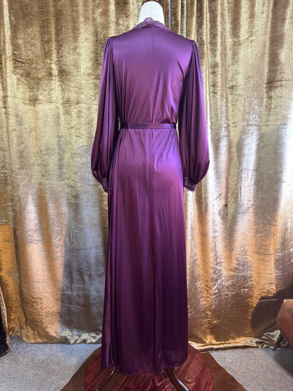 Vintage 1970’s 1980’s Purple Robe, Nylon & Lace