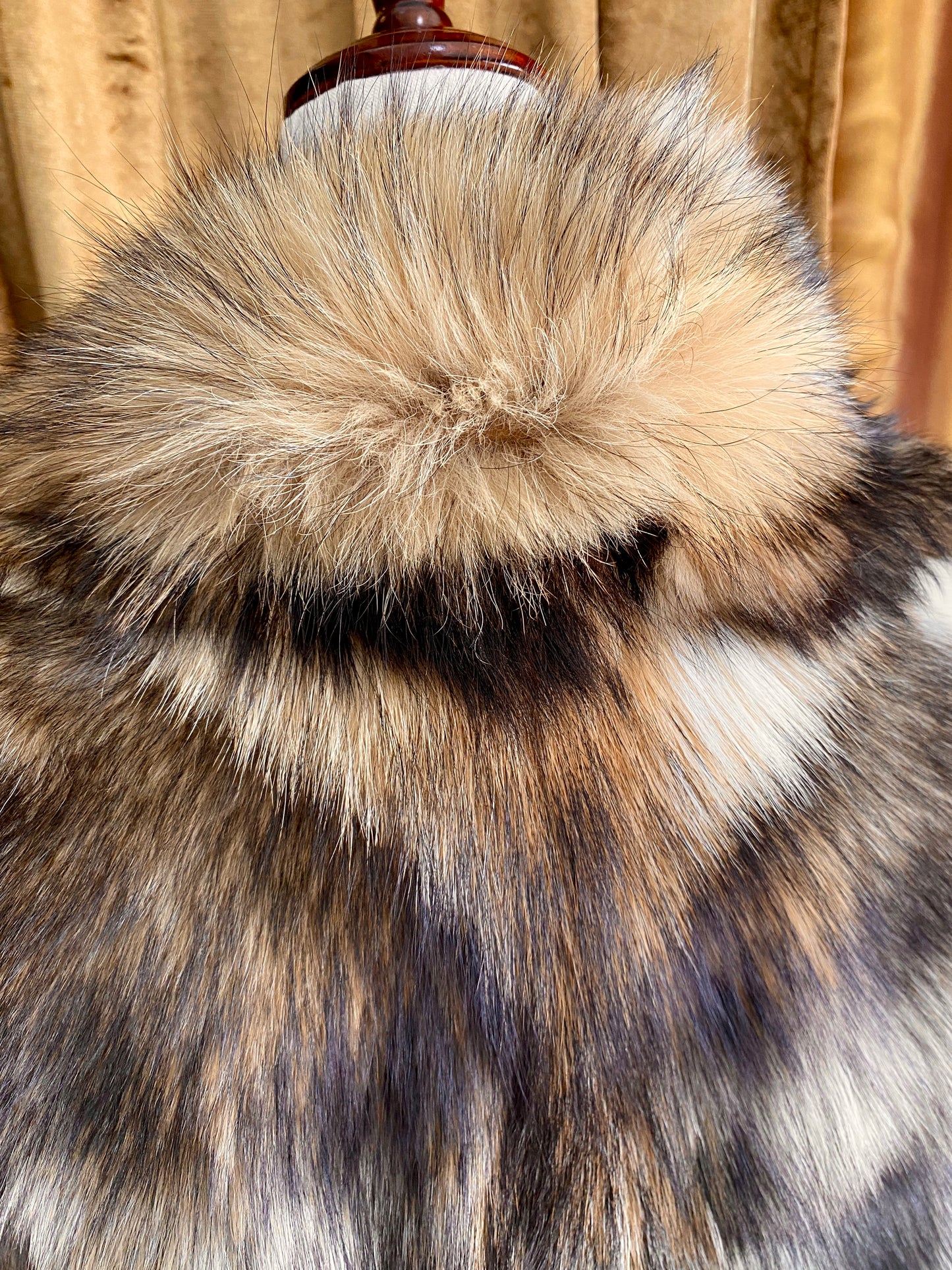 Genuine Fox Fur Coat, Short, Great Condition, Brown, Tan & Black | L