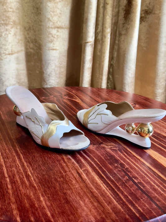 Vintage Onex Wedges, White & Gold | Sz 7 M