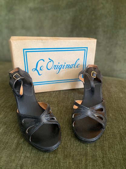 Vintage High Heels w/ Original Box | Leather | Le Original | 8M