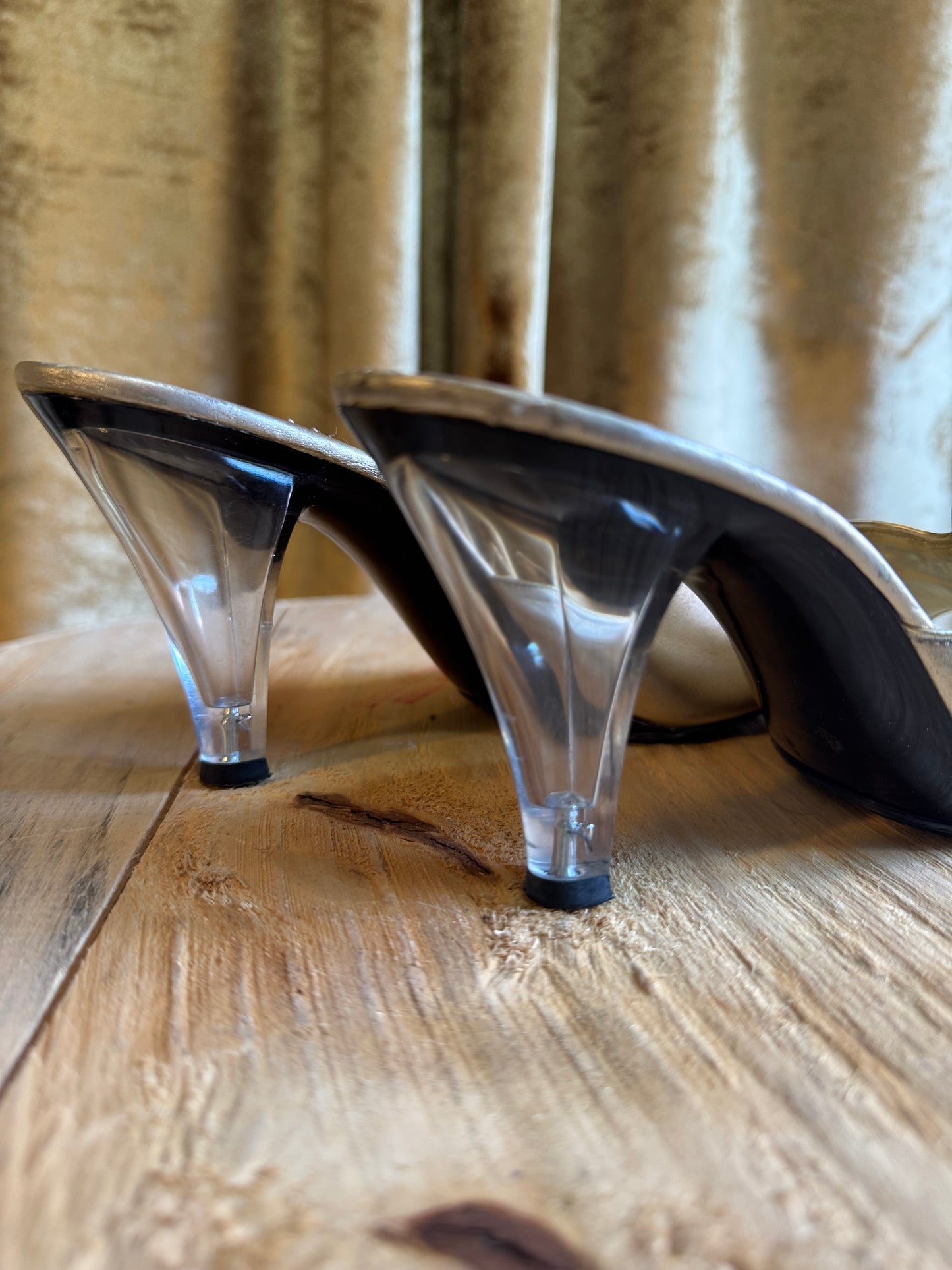 Vintage Lucite High Heels, Gold | Sz 7