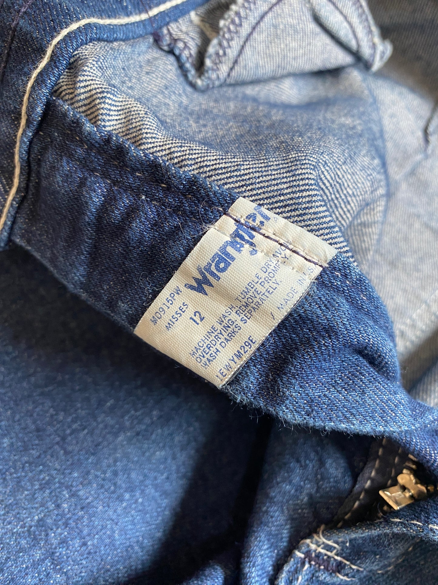Vintage High-Waist Wrangler Jeans | Back Stitch Detail, Wide Leg, Red White & Blue | 12