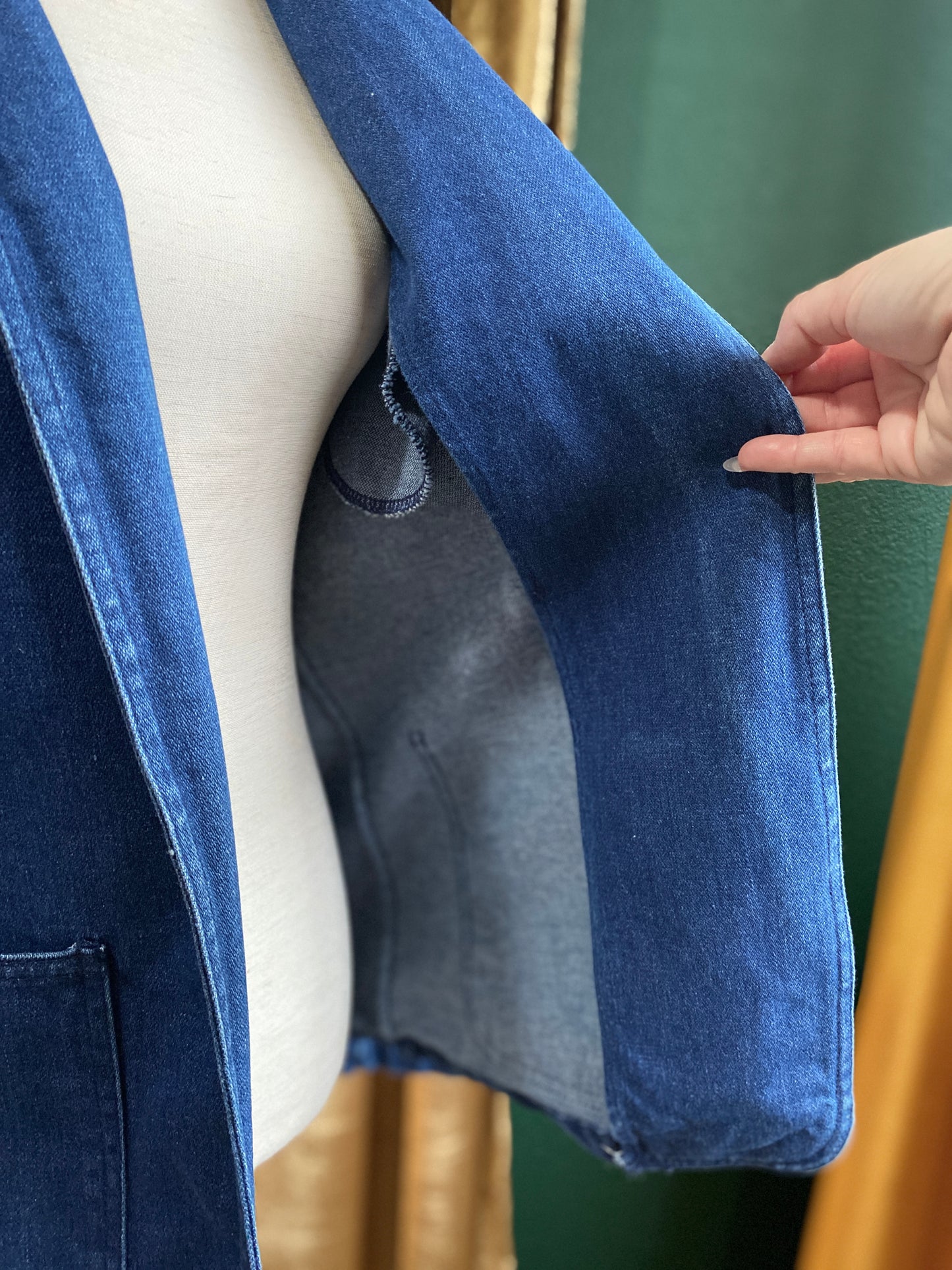 1970's Denim Jean Jacket | Soft & Muted Blue | Unisex S-M