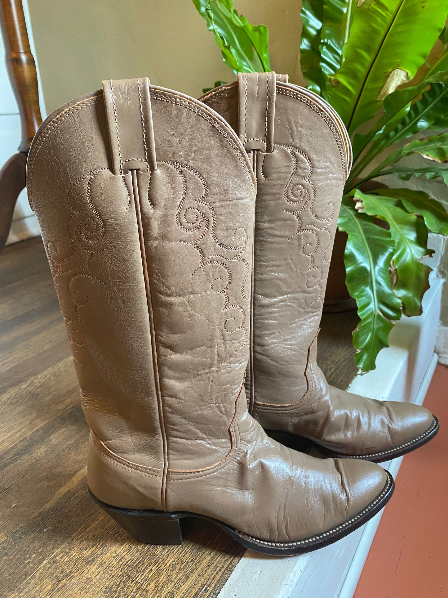 Vintage Nocona Western Boots | 6B Womens